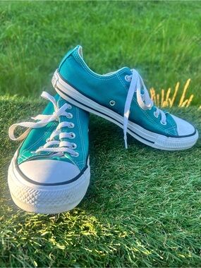 Converse Low Top Shoes, Teal, Woman's 8, Mens 6, Lace Up, Skater, Grunge
